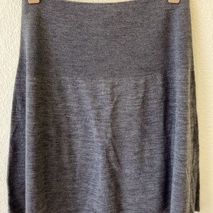 Lacoste Grey Wool Skirt Size 40/8 NWT
